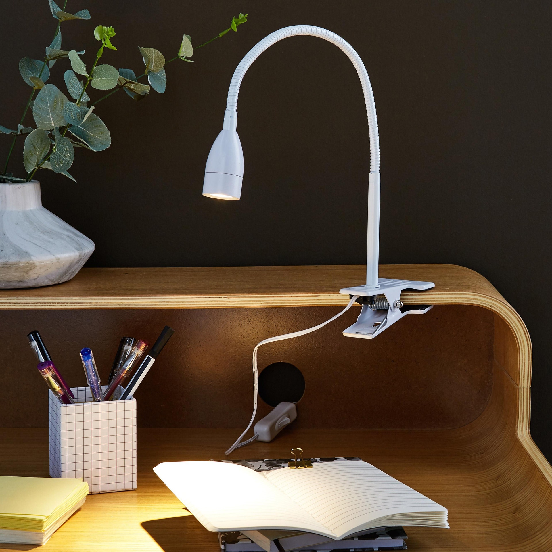 Lampe de bureau à pince, design, acier bleu, INSPIRE 420 lm Gao