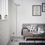 Lampadaire droit, essentiel métal argenté, BRILLIANT Guernesey